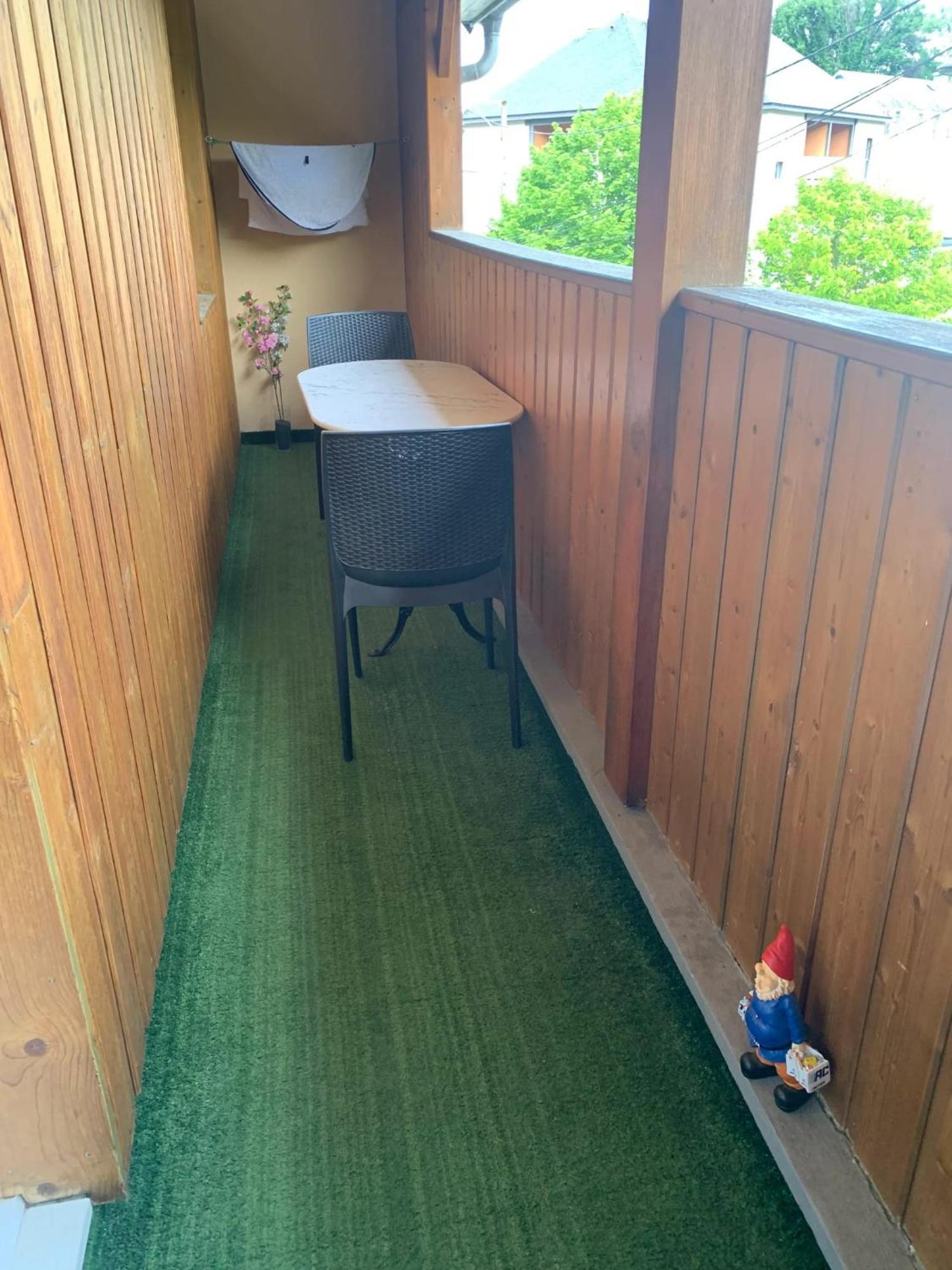 Appartement Charmant A Bagneres De Bigorre 56 M² Avec Balcon Exteriör bild
